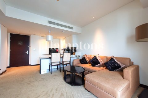 Снять в аренду квартиру в The Address Dubai Marina, Дубай Марина, Дубай: 1 спальня, 81.75464000м², № 123705 - фото 2
