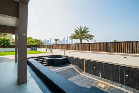 Villa in Emirates Hills, Dubai 7 bedrooms, 975 sq.m. № 3755 - photo 22