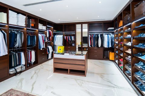 Villa in Emirates Hills, Dubai 7 bedrooms, 975 sq.m. № 3755 - photo 27