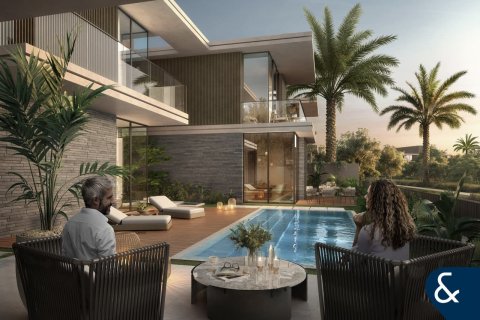 Villa in Dubai Land, Dubai 5 bedrooms, 583 sq.m. № 91253 - photo 7