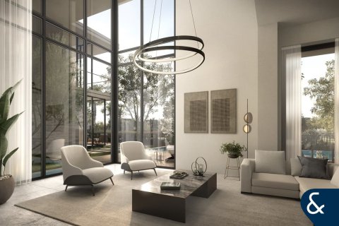 Villa in Dubai Land, Dubai 5 bedrooms, 583 sq.m. № 91253 - photo 8