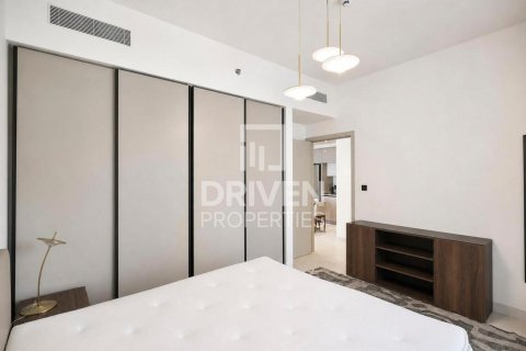 Apartamento en EMAAR Beachfront, Dubai Harbour, Dubai, 1 dormitorio, 67.82 m², № 140028 - foto 8