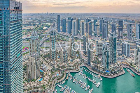 Apartment in Dubai Marina, Dubai 4 bedrooms, 237 sq.m. № 46176