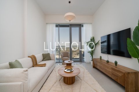 Квартира в Аль-Васле, Дубай, 2 спальни, 147м², № 46177