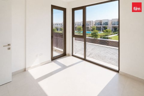 Townhouse in Dubai 4 bedrooms, 233.2 sq.m. № 137498