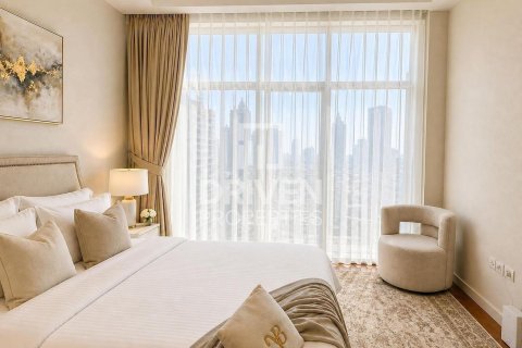 Apartment in BLVD Crescent, Downtown Dubai (Downtown Burj Dubai), Dubai 3 bedrooms, 209.03 sq.m. № 140038 - photo 9