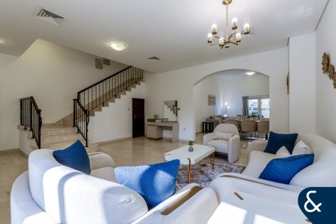 Villa in The Villa, Dubai 5 bedrooms, 706 sq.m. № 88382 - photo 5