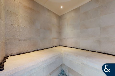 Villa in Sector E, Emirates Hills, Dubai 8 bedrooms, 1486 sq.m. № 88384 - photo 25