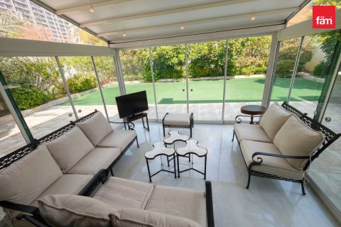 Villa à Dubai, 4 chambres, 501.5 m², № 134012 - photo 29
