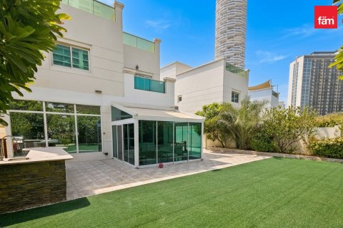 Villa à Dubai, 4 chambres, 501.5 m², № 134012 - photo 30