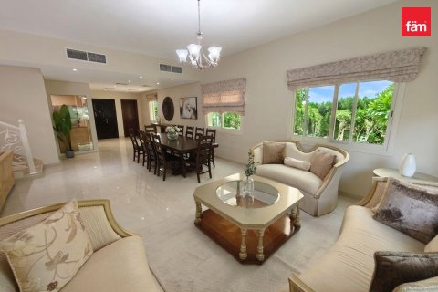 Villa à Dubai, 4 chambres, 501.5 m², № 134012 - photo 7