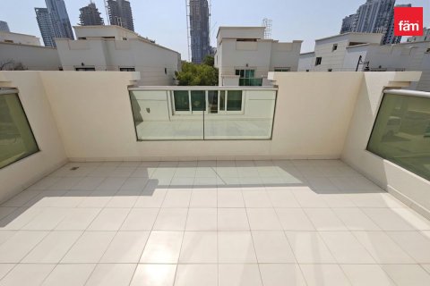 Villa à Dubai, 4 chambres, 501.5 m², № 134012 - photo 12