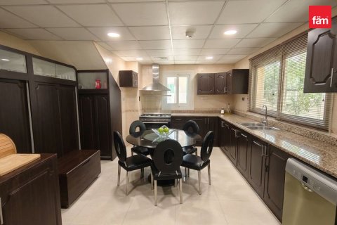 Villa à Dubai, 4 chambres, 501.5 m², № 134012 - photo 23