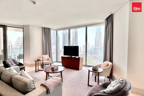 Apartment in Downtown Dubai (Downtown Burj Dubai), Dubai 3 bedrooms, 187.1 sq.m. № 124244 - photo 4