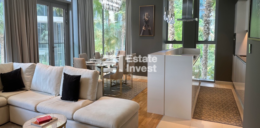 Apartamento en Dubai, 3 dormitorios, 170 m², № 5408