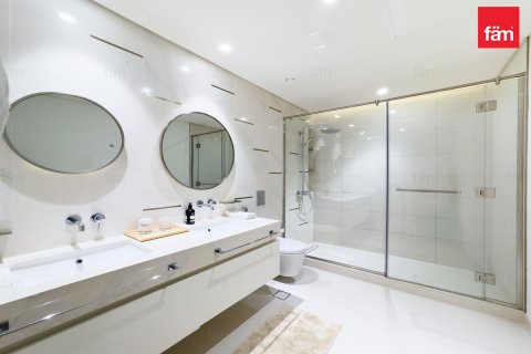 Apartment in Dubai Harbour, Dubai 3 bedrooms, 197.9 sq.m. № 137455 - photo 16