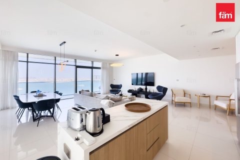 Apartment in Dubai Harbour, Dubai 3 bedrooms, 197.9 sq.m. № 137455 - photo 2