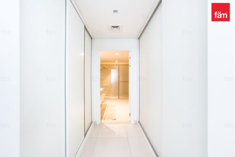 Apartment in Dubai Harbour, Dubai 3 bedrooms, 197.9 sq.m. № 137455 - photo 11