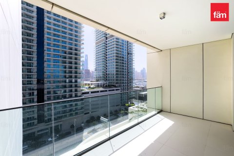 Apartment in Dubai Harbour, Dubai 3 bedrooms, 197.9 sq.m. № 137455 - photo 17
