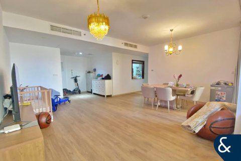 Apartment in Jumeirah Beach Residence, Dubai 3 bedrooms, 175 sq.m. № 75726 - photo 6