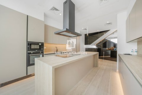 Townhouse in Al Barari, Dubai 4 bedrooms, 459 sq.m. № 73603 - photo 3