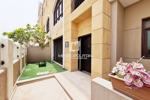 Apartment in Jumeirah Village Circle, Dubai 2 bedrooms, 225 sq.m. № 73207