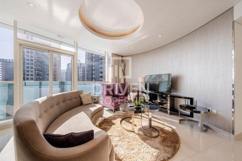 Снять в аренду квартиру в Damac Maison The Distinction, Даунтаун Дубай (Даунтаун Бурдж Дубай), Дубай: 3 спальни, 164.44м², № 136582 - фото 4