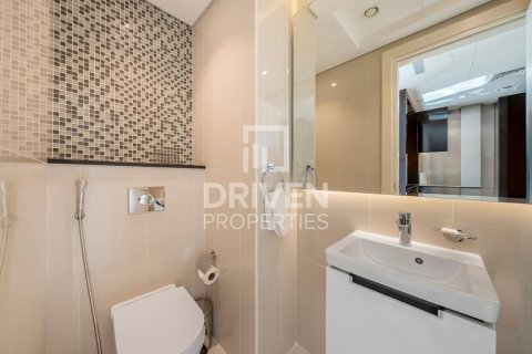 Снять в аренду квартиру в Damac Maison The Distinction, Даунтаун Дубай (Даунтаун Бурдж Дубай), Дубай: 3 спальни, 164.44м², № 136582 - фото 17