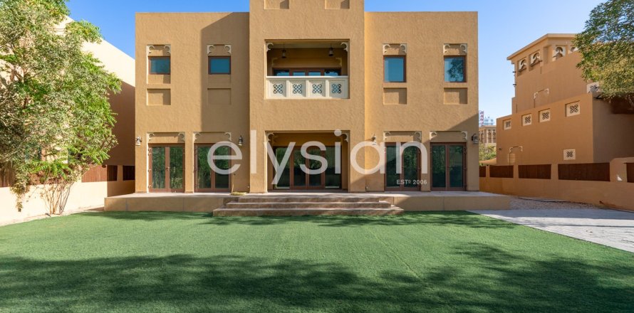 فيلا في Murooj Al Furjan, Al Furjan, دبي 3 غرف نوم, 322 م² رقم 38117