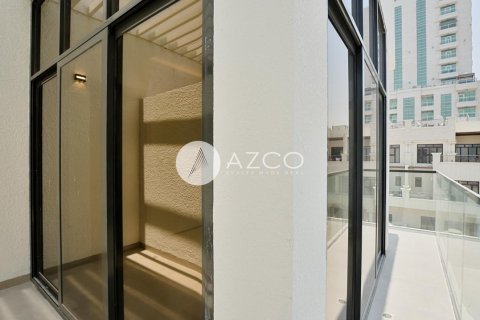 Adosado en Jumeirah Village Circle, Dubai, 4 dormitorios, 326.4 m², № 38427 - foto 28