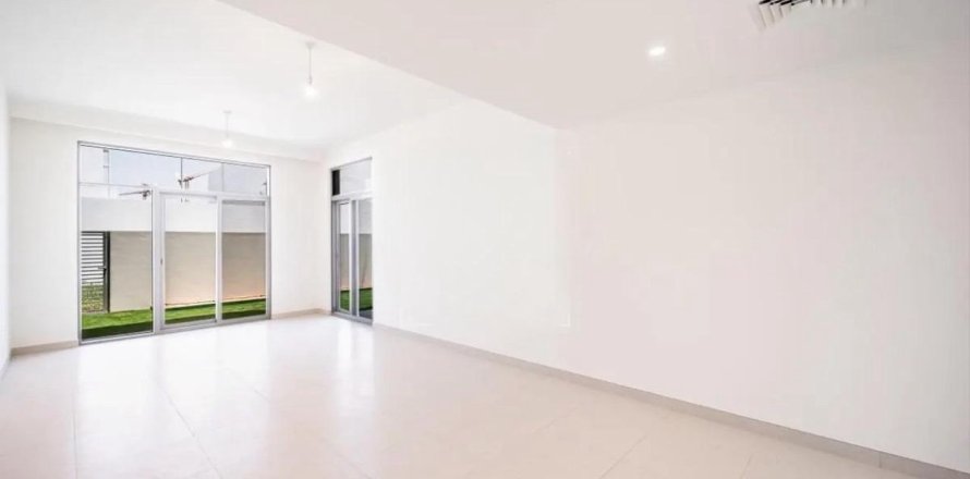 Villa in Dubai 3 bedrooms, 179.4 sq.m. № 110861