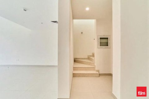 Villa in Dubai 3 bedrooms, 179.4 sq.m. № 110861 - photo 15
