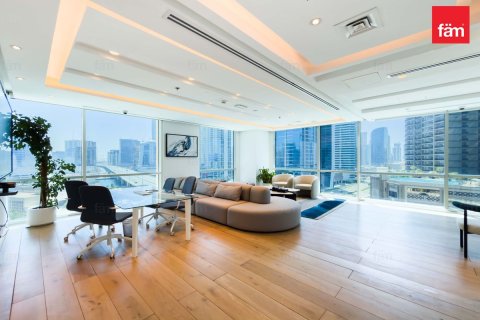 Oficina en Business Bay, Dubai, 244.8 m², № 110856