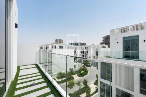 Снять в аренду виллу в Аль-Барари, Дубай: 4 спальни, 240.25м², № 129911 - фото 6