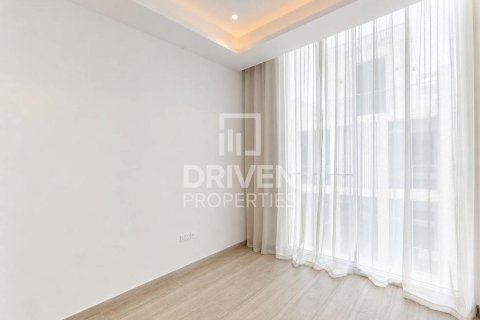 Снять в аренду виллу в Аль-Барари, Дубай: 4 спальни, 240.25м², № 129911 - фото 19