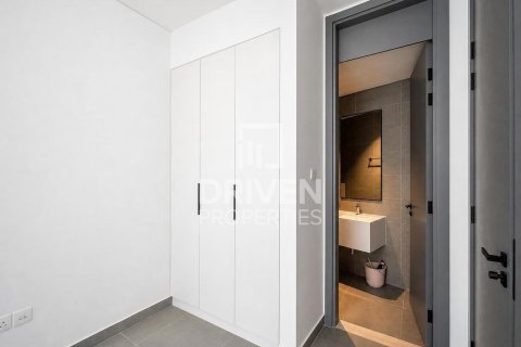 Снять в аренду виллу в Аль-Барари, Дубай: 4 спальни, 240.25м², № 129911 - фото 21