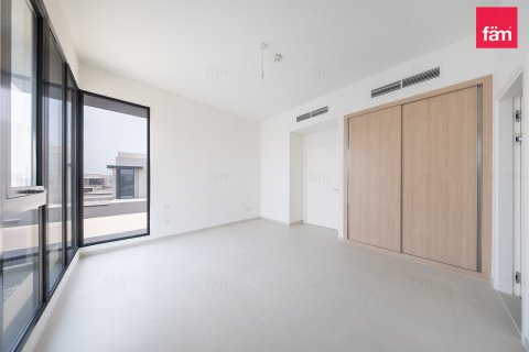 Снять в аренду таунхаус в Джабаль-Али, Дубай: 4 спальни, 382.9м², № 133327 - фото 5