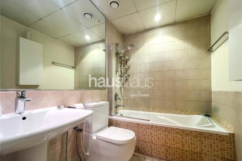 Apartment in Greens, Dubai 3 bedrooms, 153 sq.m. № 44869 - photo 9