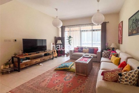 Apartment in Greens, Dubai 3 bedrooms, 153 sq.m. № 44869 - photo 2