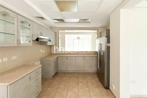 فيلا في Dubai Sports City, دبي 4 غرف نوم, 316 م² رقم 44585 - صورة 4