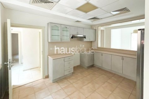 فيلا في Dubai Sports City, دبي 4 غرف نوم, 316 م² رقم 44585 - صورة 5