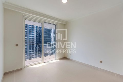 Apartment in EMAAR Beachfront, Dubai Harbour, Dubai 3 bedrooms, 178.19 sq.m. № 127821 - photo 14