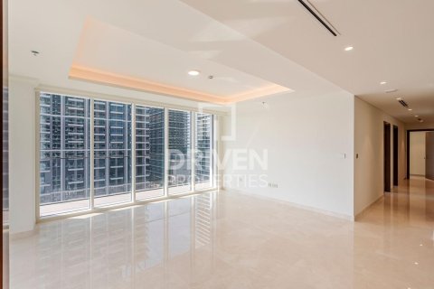 Apartment in EMAAR Beachfront, Dubai Harbour, Dubai 3 bedrooms, 178.19 sq.m. № 127821 - photo 5