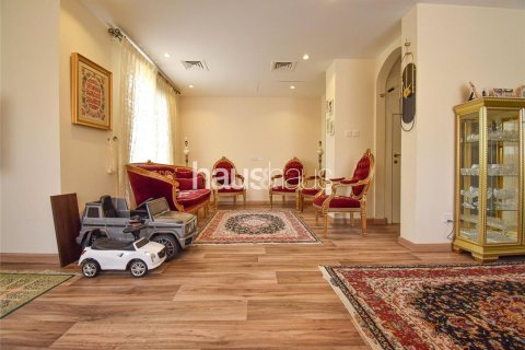 Villa in The Springs, Dubai 2 bedrooms, 312 sq.m. № 43212 - photo 2
