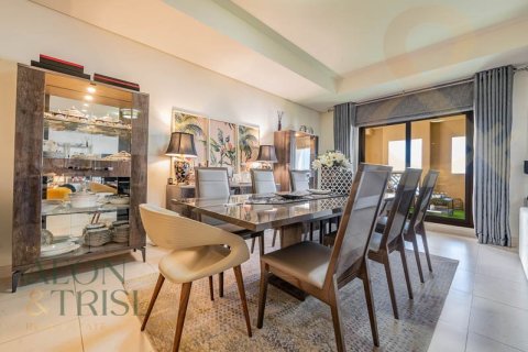 Apartment in Kingdom of Sheba, Palm Jumeirah, Dubai 3 bedrooms, 222 sq.m. № 60823