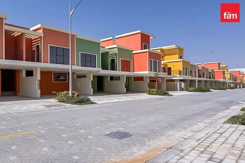 Maison de ville à Dubai, 3 chambres, 144 m², № 141915
