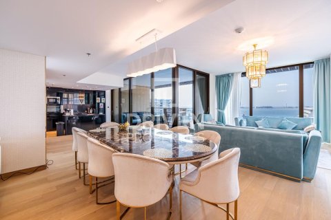 Apartment in Jumeirah Bay Island, Jumeirah, Dubai 3 bedrooms, 294.41 sq.m. № 138182 - photo 2