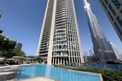 Снять в аренду квартиру в Burj Vista, Даунтаун Дубай (Даунтаун Бурдж Дубай), Дубай: 1 спальня, 81.85м², № 136963 - фото 3