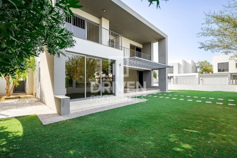 Снять в аренду виллу в Sidra Villas, Дубай Хилс Эстейт, Дубай: 5 спален, 395.49м², № 136973 - фото 26