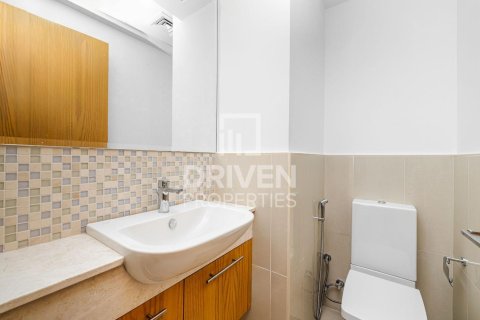 Снять в аренду квартиру в Bellevue Towers, Даунтаун Дубай (Даунтаун Бурдж Дубай), Дубай: 2 спальни, 95.13м², № 136974 - фото 16